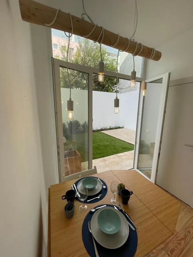 Apartamento Dom Vasco 30 - Charm Flat With Garden By Belem Lisboa 0*,  Portugal